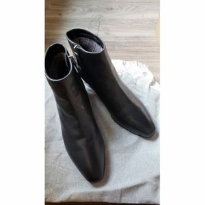 Aquatalia Fuoco Leather Ankle Boots (NWT)